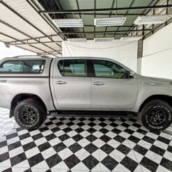 REVO 2WD 2017 2.4E AT DOUBLE CAB CAB SILVER 7187
