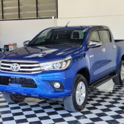 REVO 2WD 2017 2.4G AT DOUBLE CAB CAB BLUE 9006