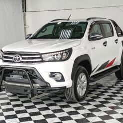 REVO 2WD 2015 2.4E AT DOUBLE CAB WHITE 377