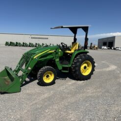 2005 John Deere 4320 Tractor