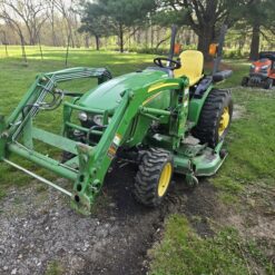 2010 John Deere 2520 Tractor