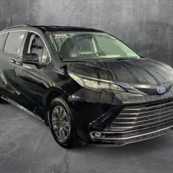 Used 2024 Toyota Sienna XLE