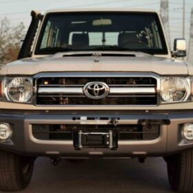 Land Cruiser Pickup Double Cabin LX79 4WD by Toyota