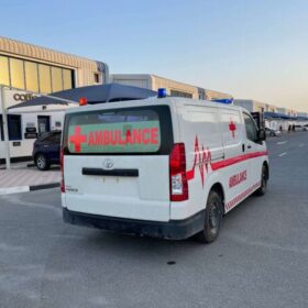 Toyota Hiace Ambulance Standard Roof — Monstro Hard