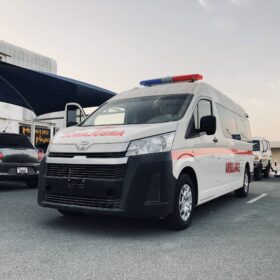 Toyota HiAce BLS Ambulance 3.5P — Monstro Hard