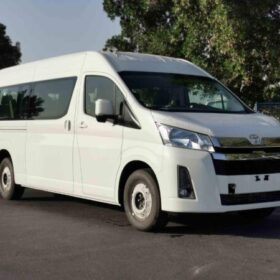 Toyota Hiace GL Hiroof Van Manual 2021 Diesel — Monstro Hard