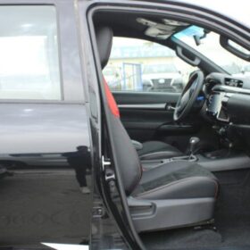 Toyota Hilux GR 2022 2.8D AT Black — Monstro Hard