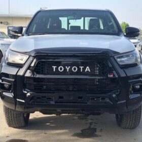 Toyota Hilux GR Sports 2022 4.0P AT Black — Monstro Hard