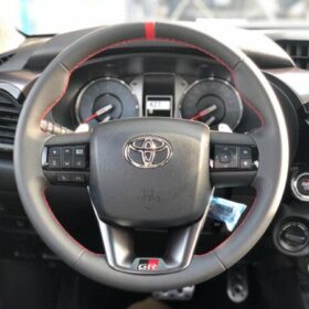 Toyota Hilux GR Sports 2022 4.0P AT Black — Monstro Hard