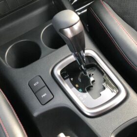 Toyota Hilux GR Sports 2022 4.0P AT Black — Monstro Hard