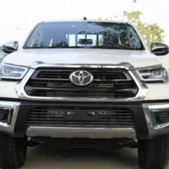 Toyota Hilux SR5 2022 2.4D MT White — Monstro Hard