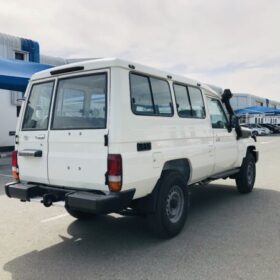 Toyota Land Cruiser 78 Hard Top 4.2D 2024 — Monstro Hard