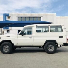 Toyota Land Cruiser 78 Hard Top 4.2D 2024 — Monstro Hard