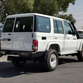 Toyota Land Cruiser LC 76 5 Door 2022 4.2D — Monstro Hard