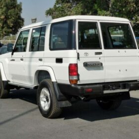 Toyota Land Cruiser LC 76 5 Door 2022 4.2D — Monstro Hard