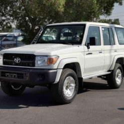 Toyota LandCruiser HardTop LX76 4WD 2022 Diesel — Monstro Hard