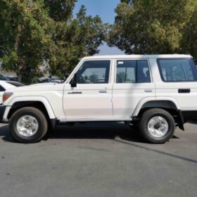 Toyota LandCruiser HardTop LX76 4WD 2022 Diesel — Monstro Hard