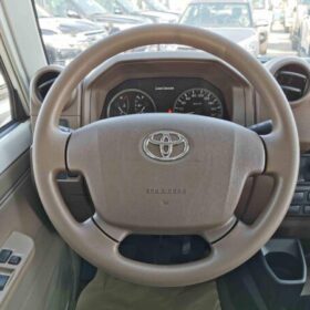 Toyota LandCruiser HardTop LX78 4WD 2022 Diesel — Monstro Hard