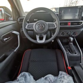 Toyota Raize G 2022 1.0P Red — Monstro Hard